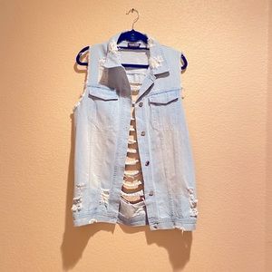 10/10 NEVER WORN Ribbed Jean JACKET